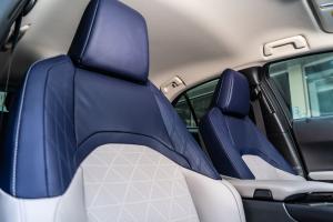 Lexus UX200 2019 года  (MY)